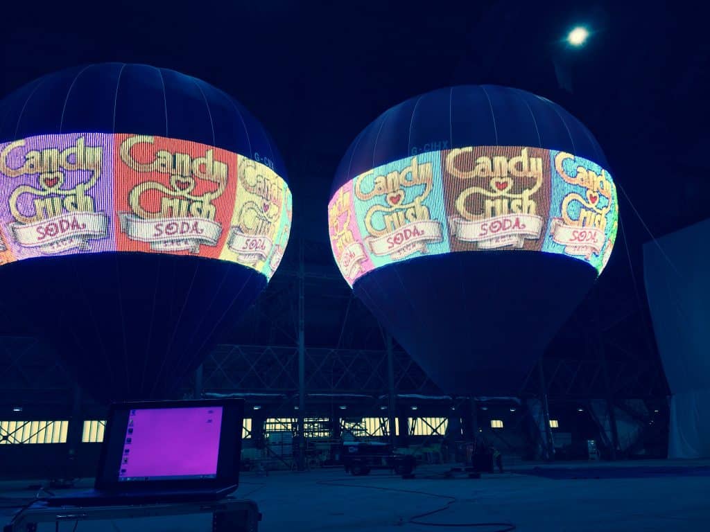 HOT AIR BALLOON FLYING BILLBOARD