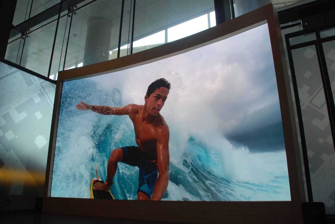 Home cinema LED display